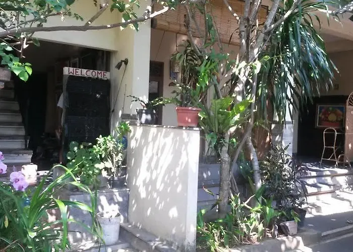 Demank House Privatunterkunft *